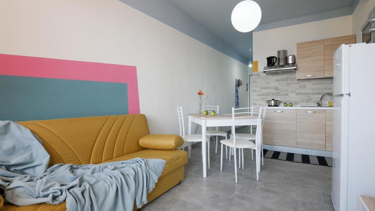 Babyaccommodation Family Panoramic I Pietra Ligure Exteriör bild